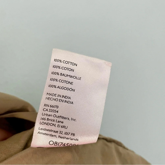 Urban outfitters BDG Belle Double-Button Mini Skirt beige size medium - Picture 14 of 14